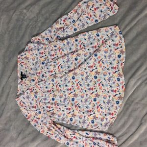 Nordic print Gap Blouse size M